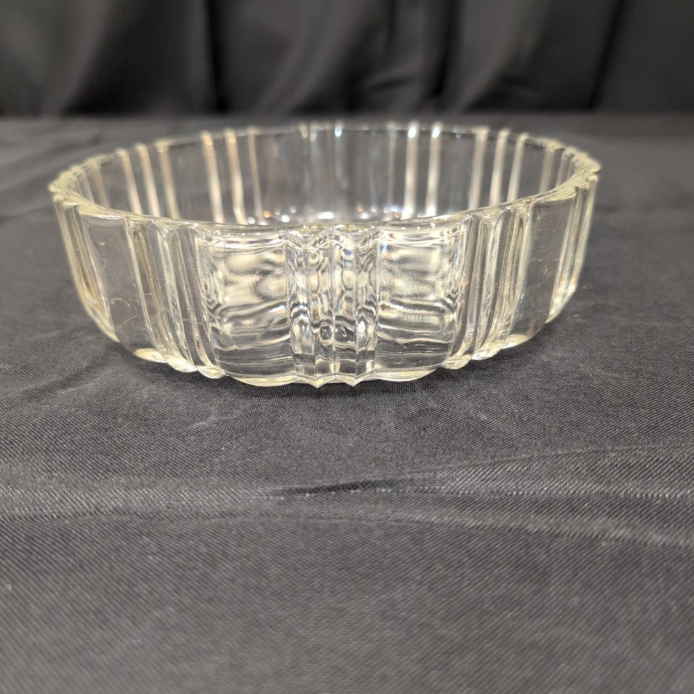 Vintage Clear Pressed Glass Ribbed Bowl Geometric Sunburst Base Candy Dish - Picture 1 of 6